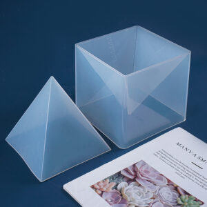 Big Pyramid Mold With Casing